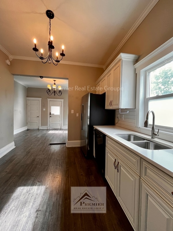 Photo - 3306 1/2 W Platte Ave