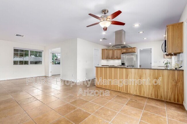 Photo - 3839 E Shangri La Rd