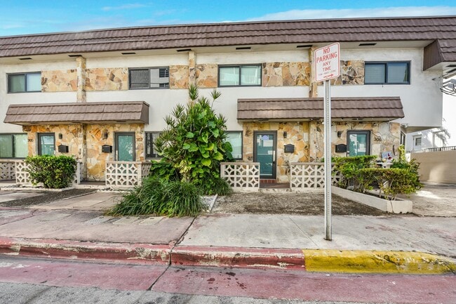 Photo - 300 80th St Unit 300