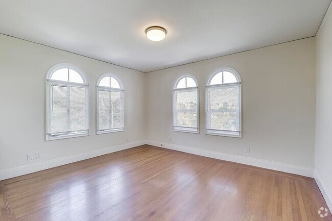 Building Photo - 465 Bellevue Ave Unit 31 Rental
