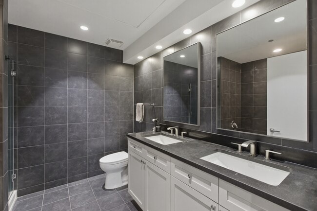 Photo - 900 N Kingsbury St Unit #  01166