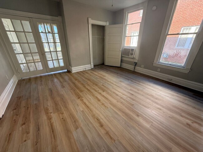 Photo - 1923 S Izard St Unidad A