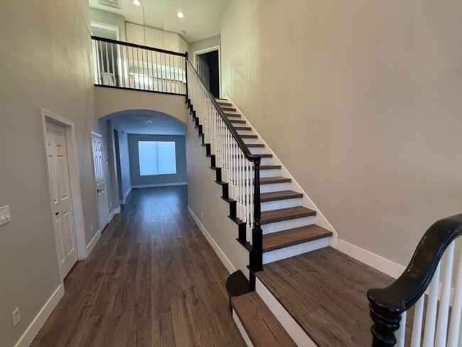 Photo - BEAUTIFUL 5BD/3BA TWO-STORY HOME W/ POOL IN HENDERSON. 3 CAR GARAGE!