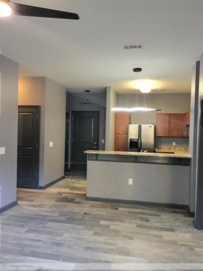 Photo - 870 Mayson Turner Rd NW Unidad 1121