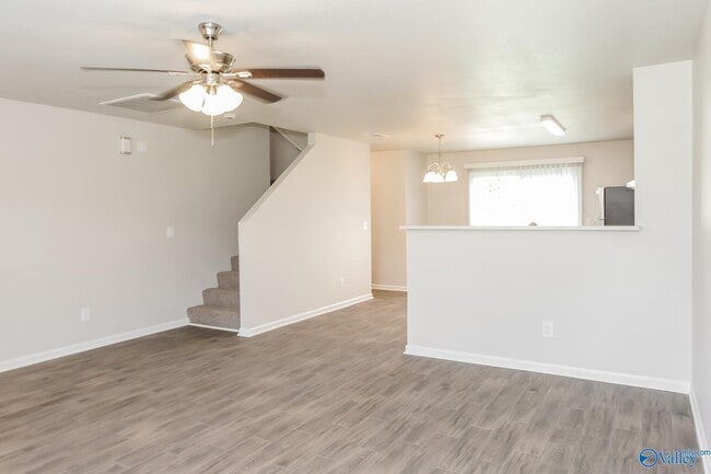 Photo - 120 Wethersfield Dr