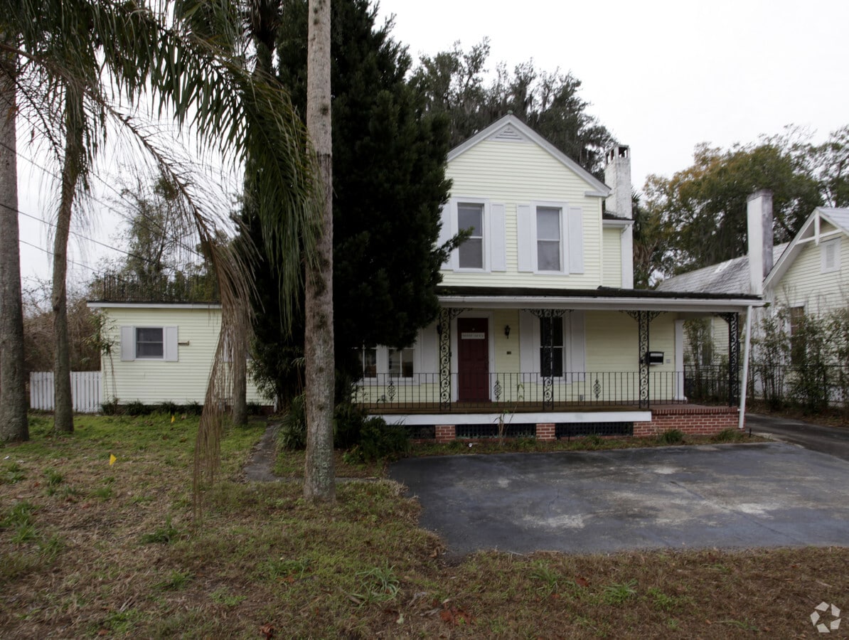 Photo - Deland Marigold