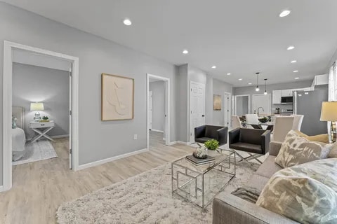 Building Photo - 37-39-39 Mahl Ave Rental
