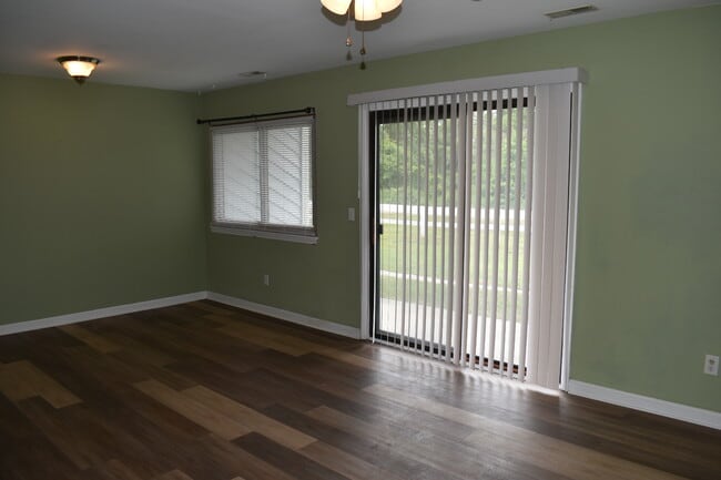 Photo - 39 Roberts Rd Unit #6