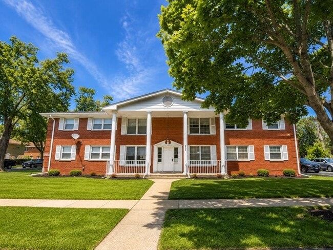 Building Photo - 955 Elder Rd Unit 1N