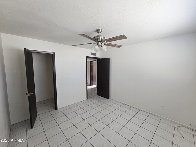 Photo - 200 Old Litchfield Rd