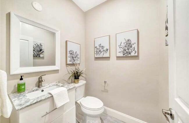 Photo - 16 Shelburne St