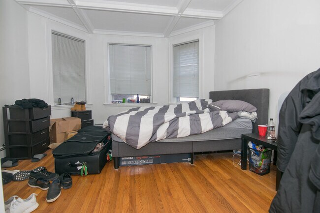 Photo - 61 Thatcher St Unit 2