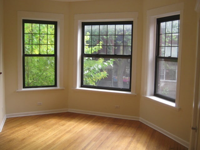 Photo - 5120 N Kenmore Ave