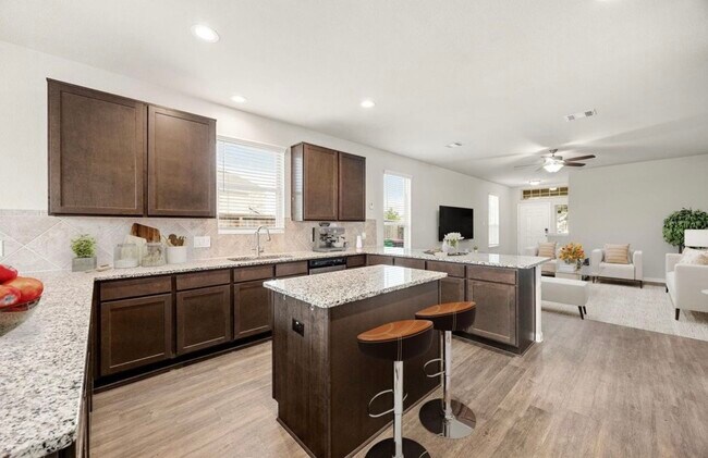 Photo - 17147 Devon Dogwood Trail