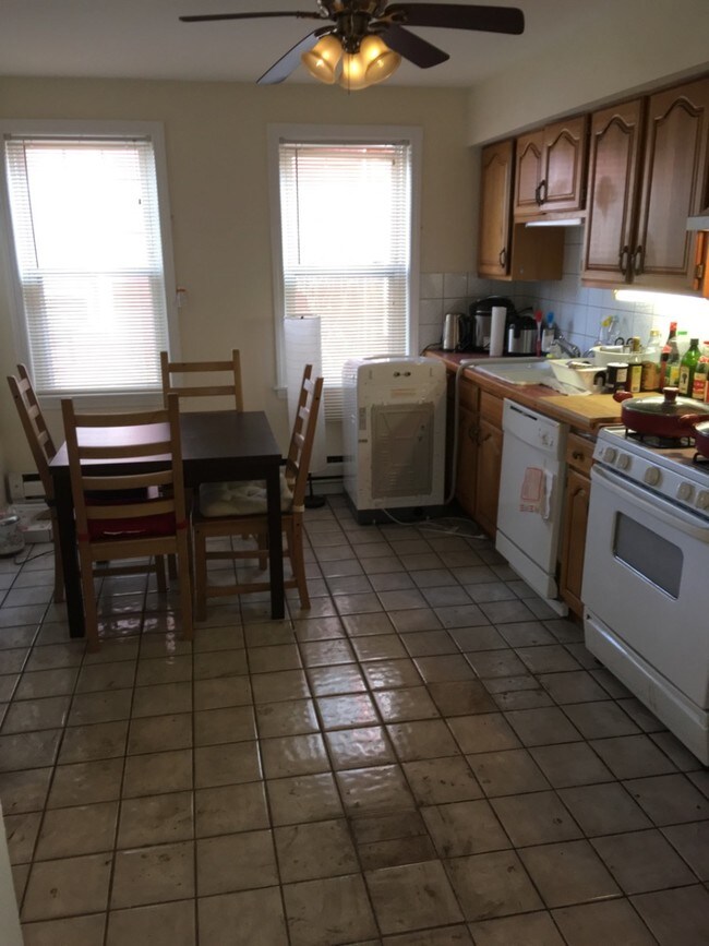 Photo - 16 Sawyer Terrace Unit 1