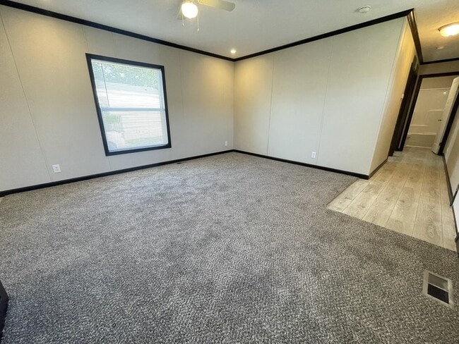 Photo - 15861 Marentette Dr