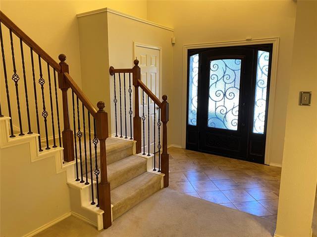 Photo - 207 Colonial Ln