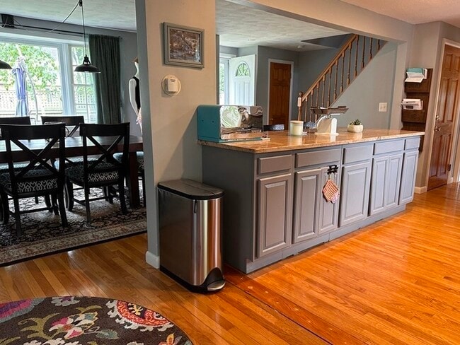 Photo - 479 Crafts St