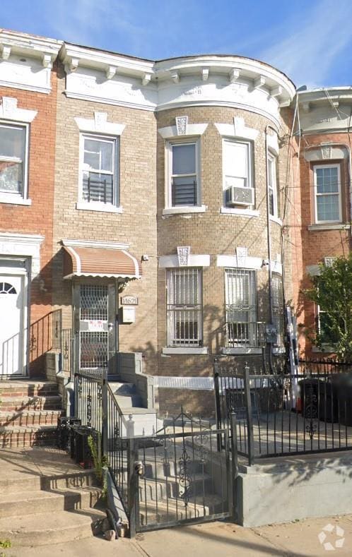 Building Photo - 146-21 106th Ave Unit 2nd Fl Rental