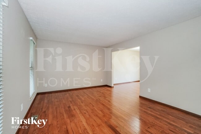 Photo - 4033 Erin Ln