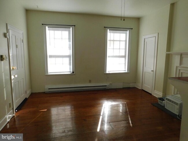 Photo - 311 N Braddock St