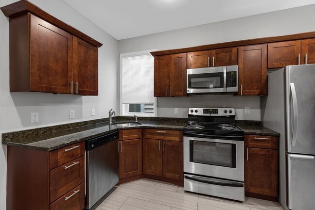 Building Photo - 65 Dana Ave Unit 2
