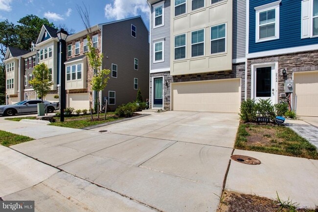 Photo - 2546 Buckthorn Dr