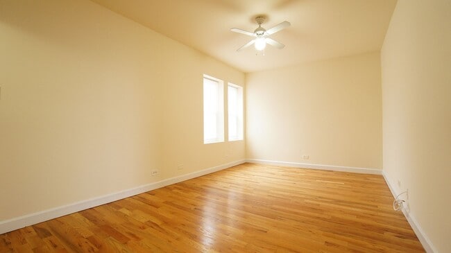 Photo - 2349 N Drake Ave Unit 2349-3