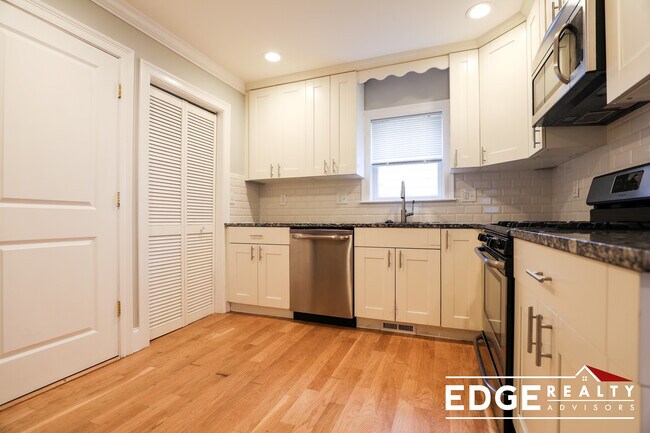 Photo - 113 Highland Ave Unit 1