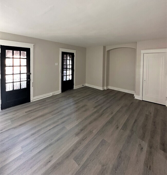 Photo - 5718 Beacon St Unit 5718