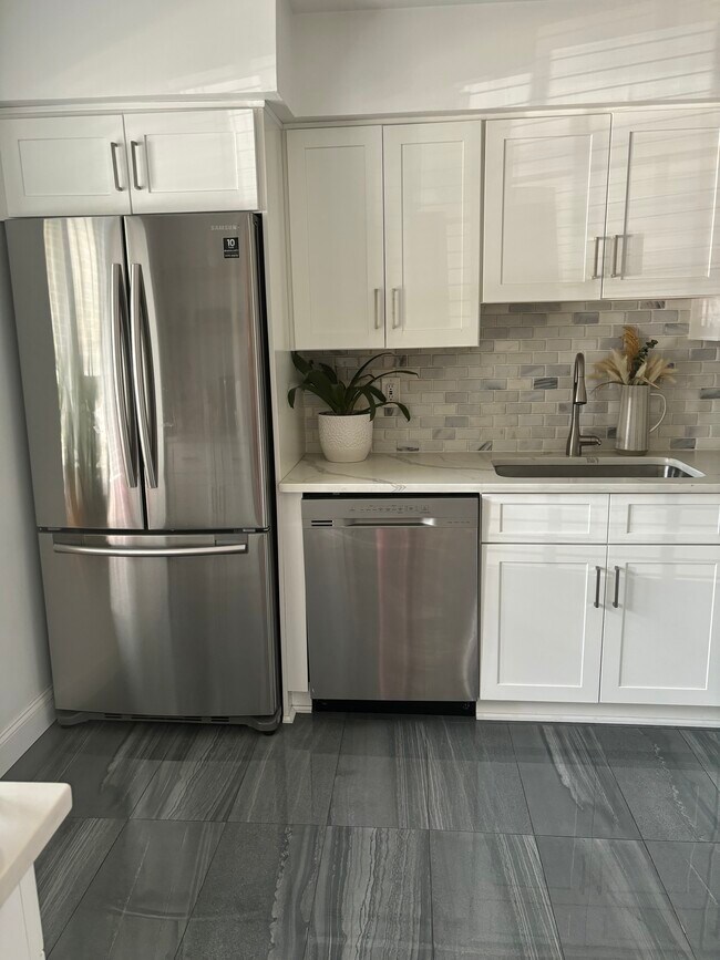 259 Grassmere Ct Townhome Townhome Rental in Matawan NJ