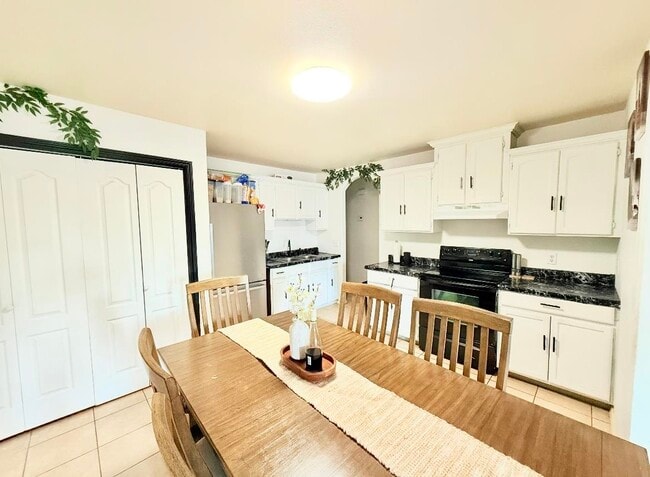 Photo - 4707 Los Laureles Ln