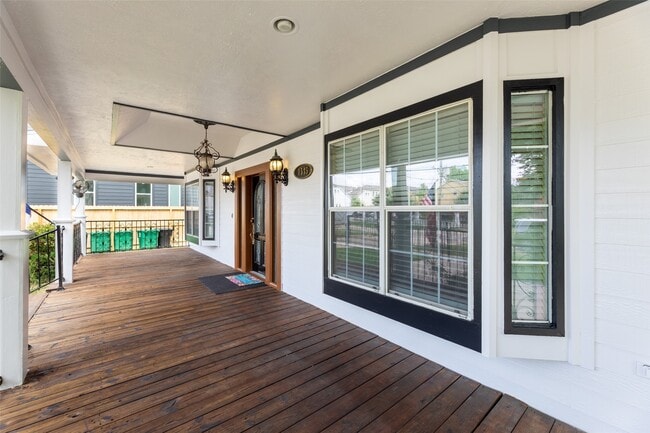 Photo - 1535 W 25th St