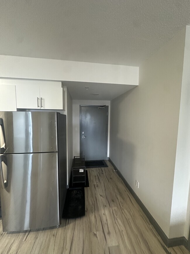 Photo - 258B Sunview St