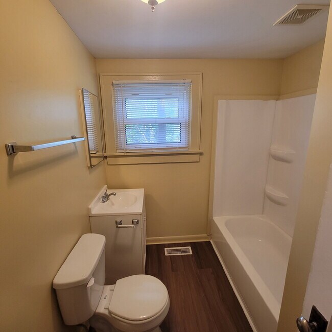 Photo - 2 Bedroom Lawrence home.