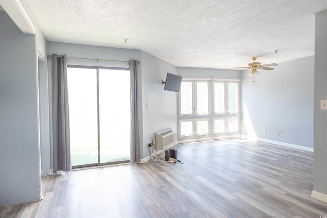 Building Photo - 1100 Possum Trot Rd Unit G233 Rental
