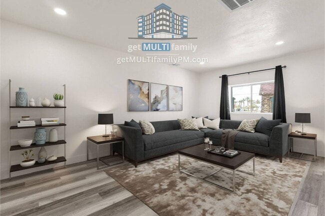 Building Photo - 1006 E Pasadena Ave Unit B