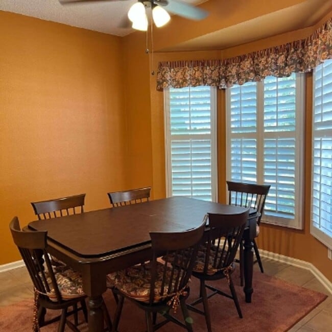 Photo - 133 Stratford Village Way