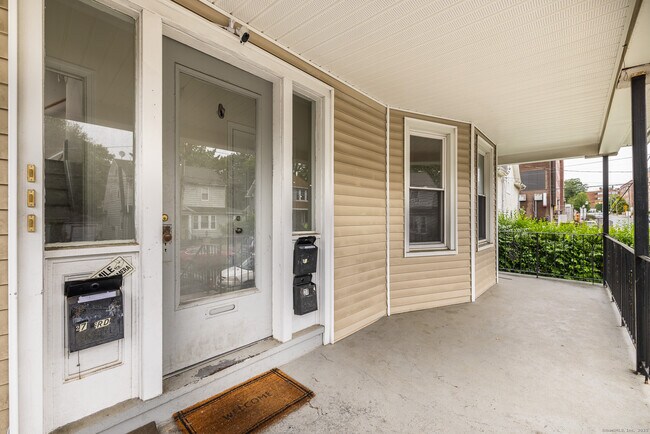 Photo - 25 Hunting St Unit 2nd floor