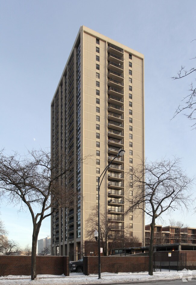 Photo - South Commons