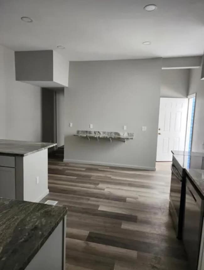 Photo - 316 Klotter Ave