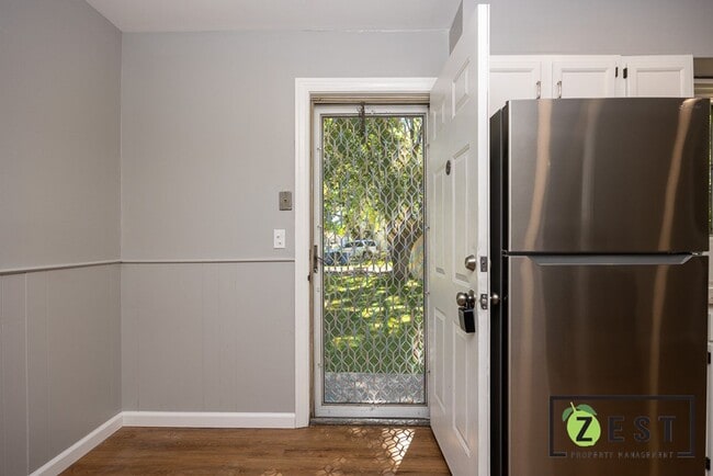Photo - 3BDRM Warren Home! OPEN HOUSE 10/23 5-5:30...
