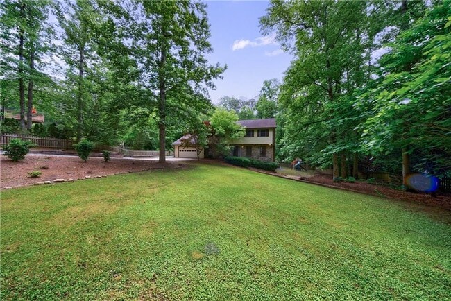 Photo - 10565 Shallowford Rd