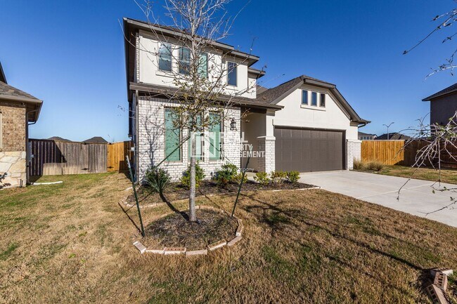 Photo - 2105 Bonavista Wy