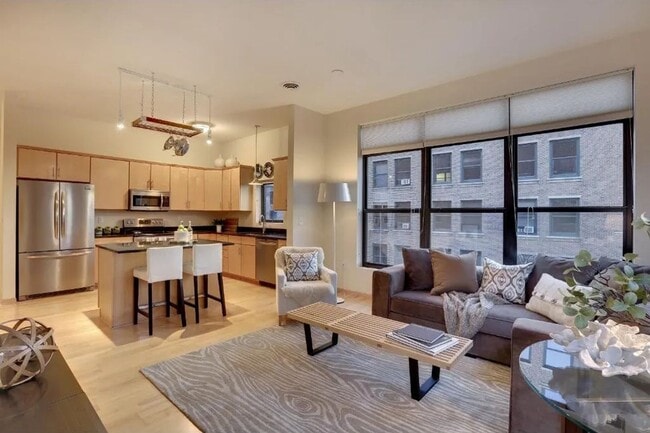 Photo - Absolutely Gorgeous 2 BR, 2 BA Condo Just ... Unit 402