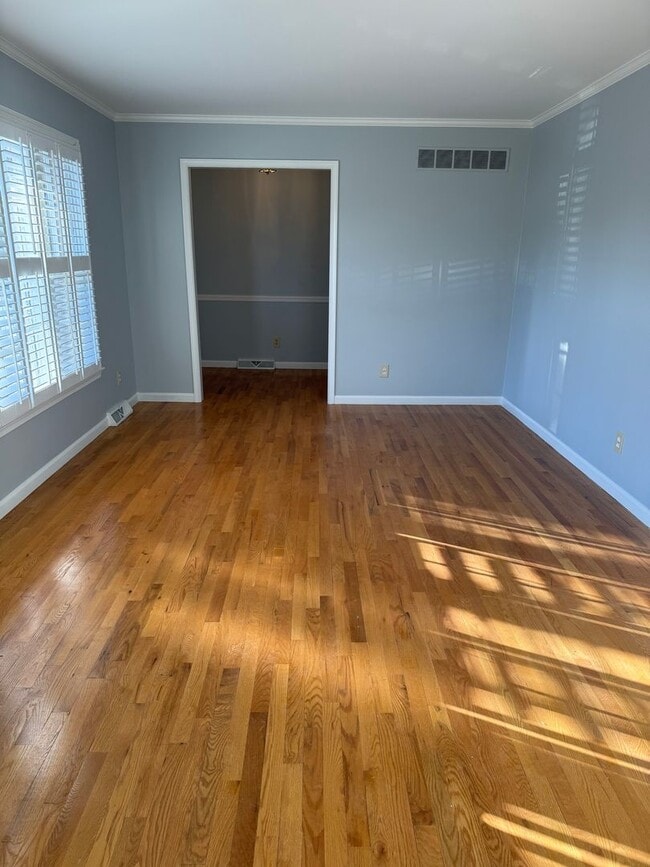 Photo - Updated 3 Bedroom Convenient to W Friendly Ave & New Garden Rd!