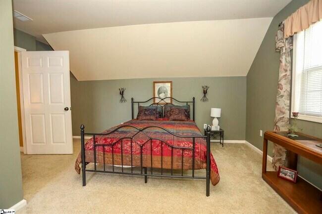 Photo - 441 Liberty Hwy