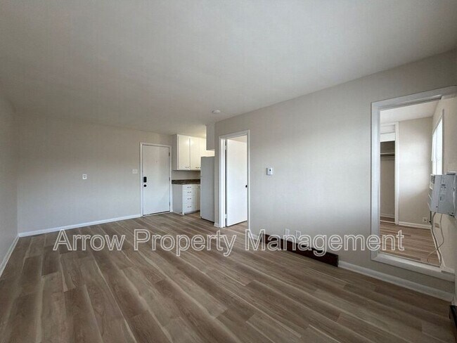141 N 4th St