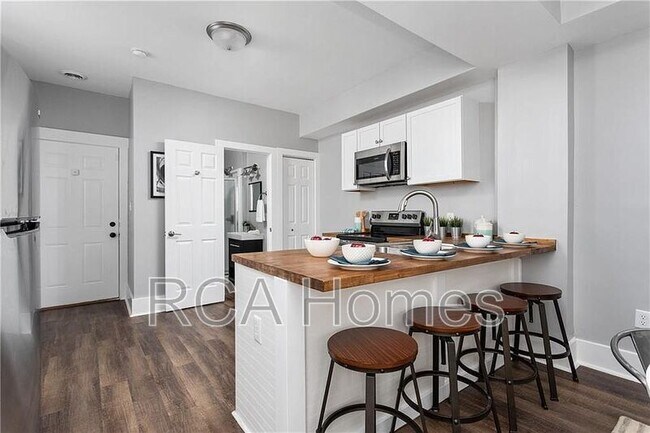 Photo - 1024 Orange St