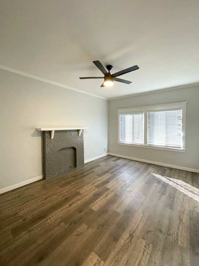 Photo - 636 Chestnut Avenue